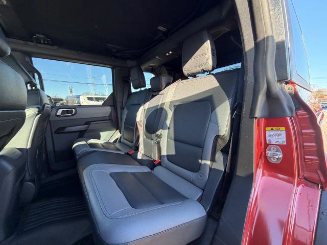 Certified 2024 Ford Bronco Black Diamond w/ Sasquatch Package image 12