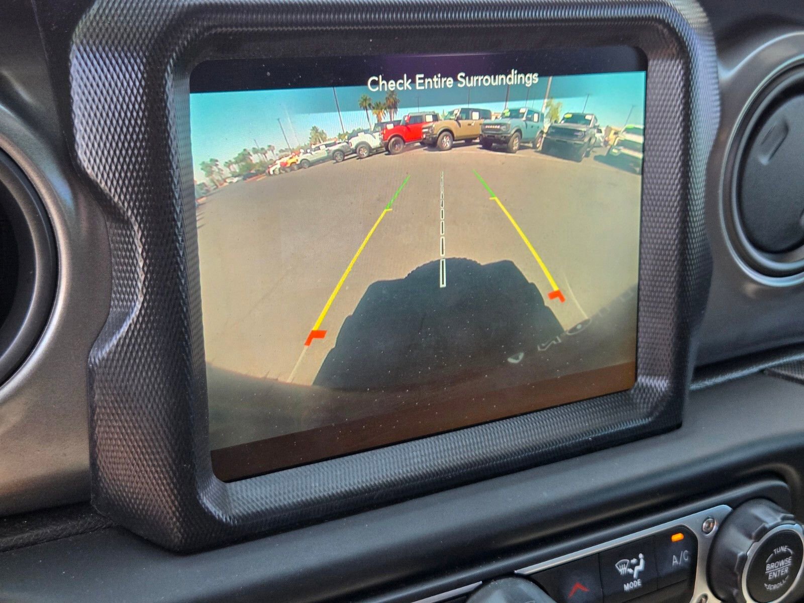 Used 2023 Jeep Wrangler Sport AWD/4WD image 21