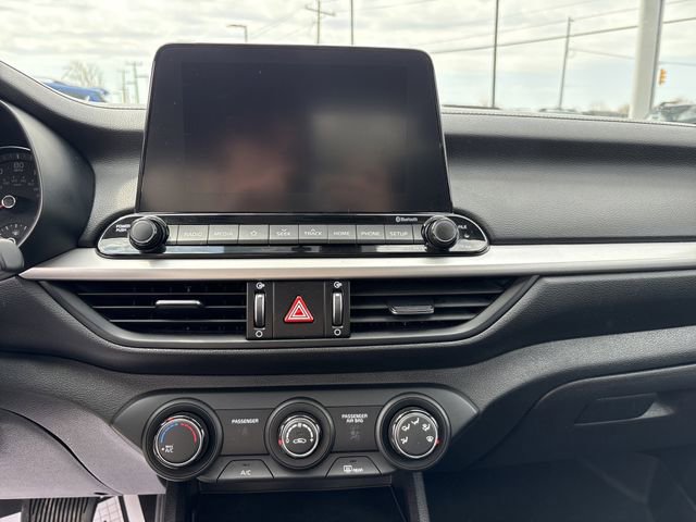 Used 2021 Kia Forte LXS FWD image 30
