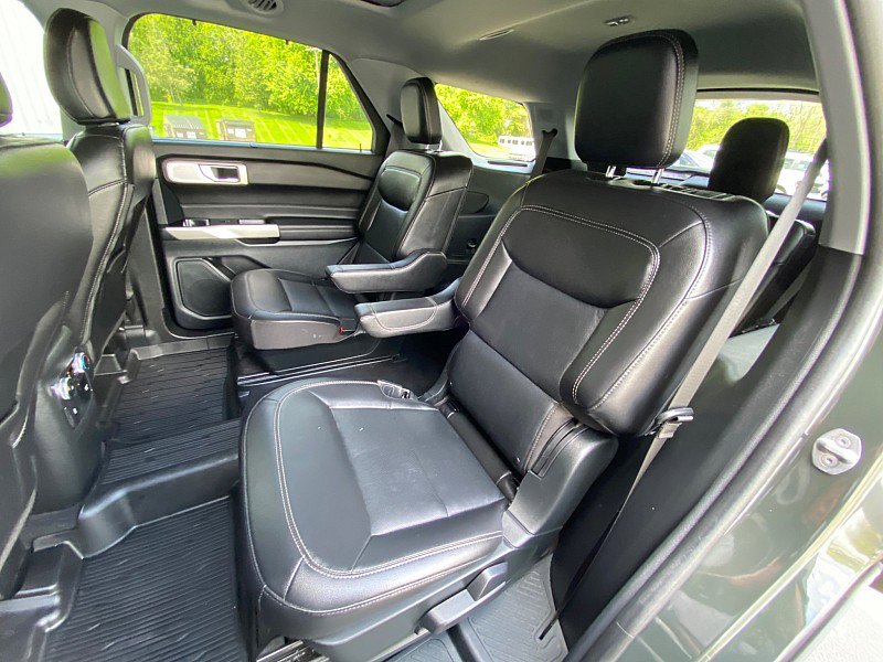 Certified 2023 Ford Explorer Limited w/ Limited Technology Package AWD/4WD image 34