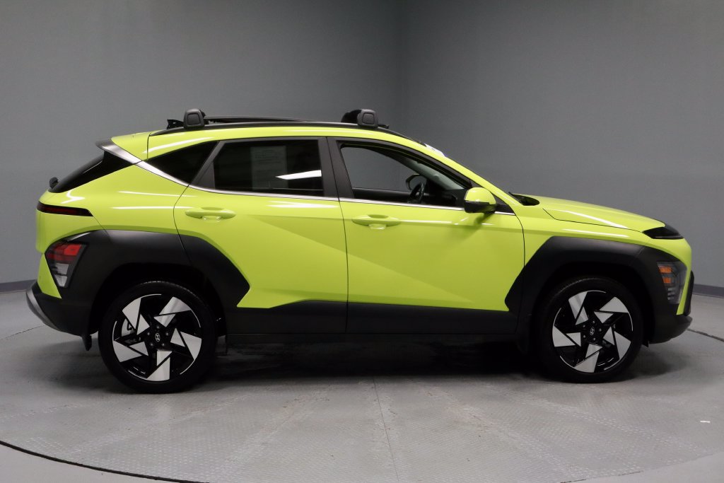 Used 2024 Hyundai Kona Limited AWD/4WD image 7