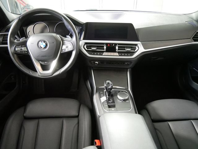 Used 2020 BMW 330i xDrive Sedan w/ Driving Assistance Package AWD/4WD image 4