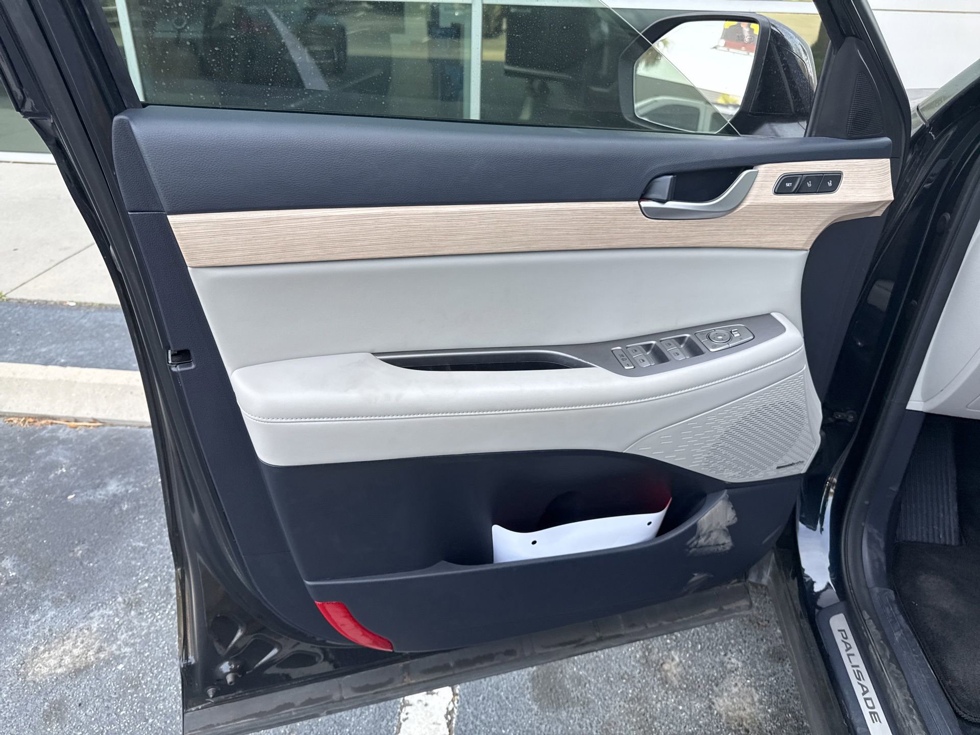 Used 2024 Hyundai Palisade Limited image 15