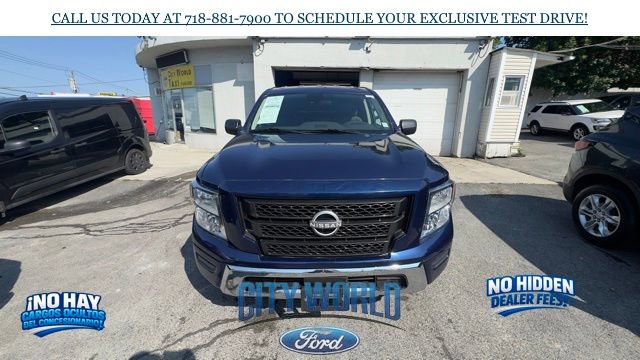 Used 2023 Nissan Titan SV AWD/4WD image 8
