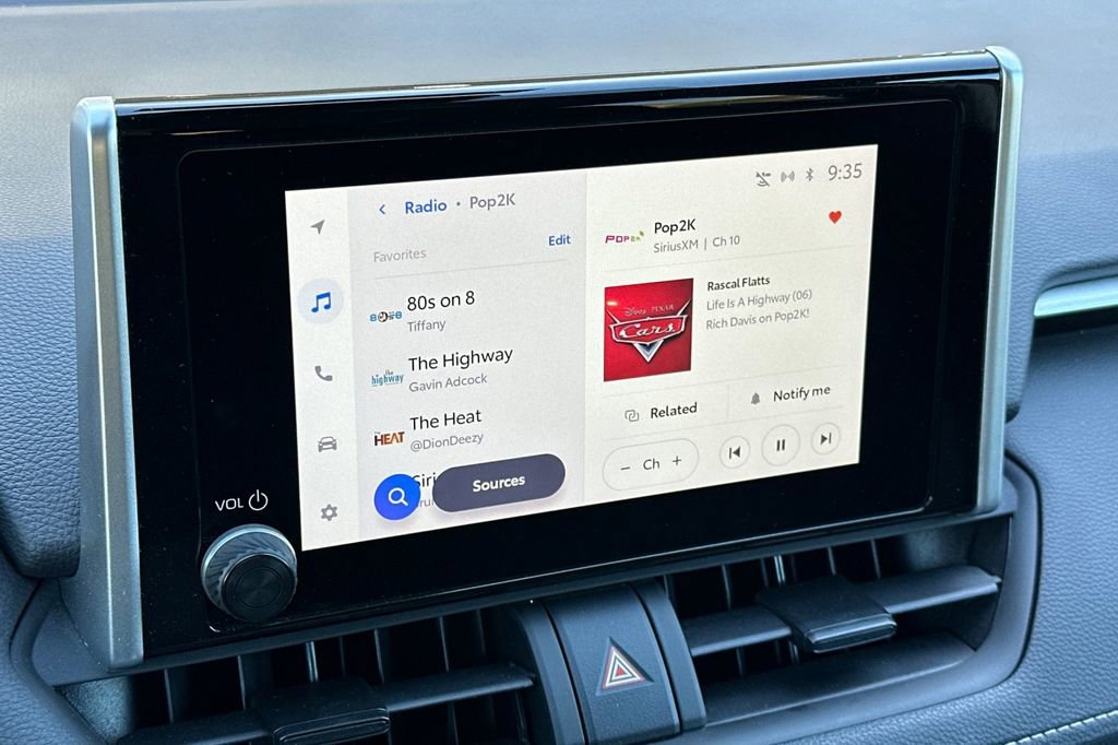 Used 2025 Toyota RAV4 XLE image 16