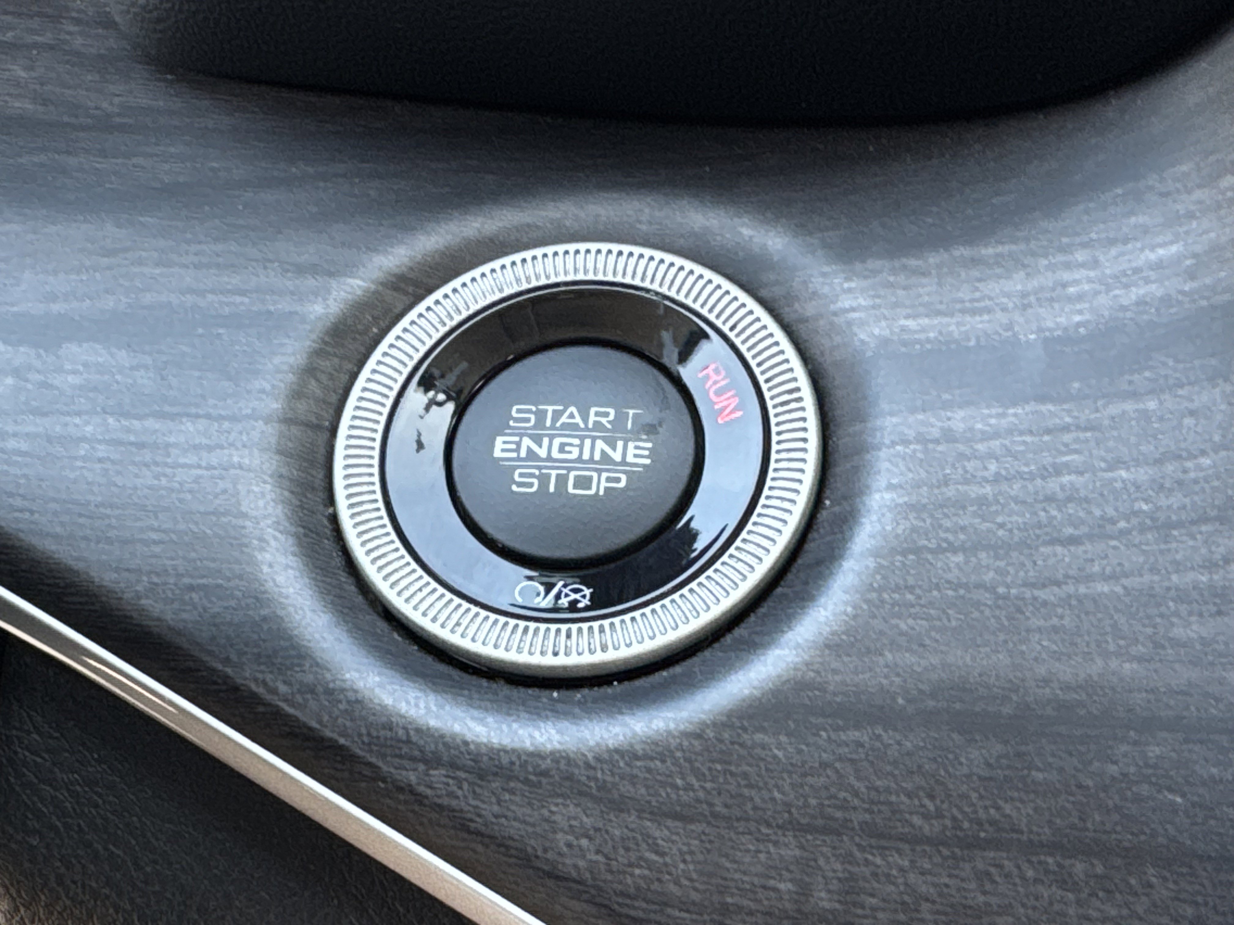 Used 2023 Jeep Grand Cherokee L Limited image 23