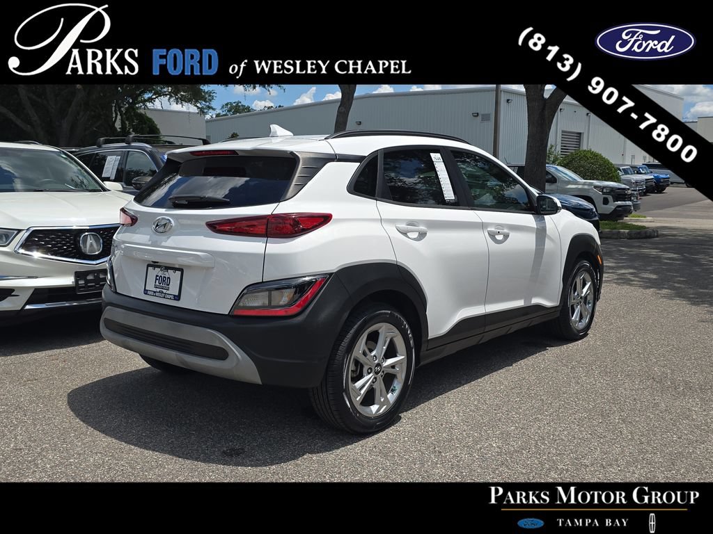 Used 2022 Hyundai Kona SEL w/ Cargo Package FWD image 4