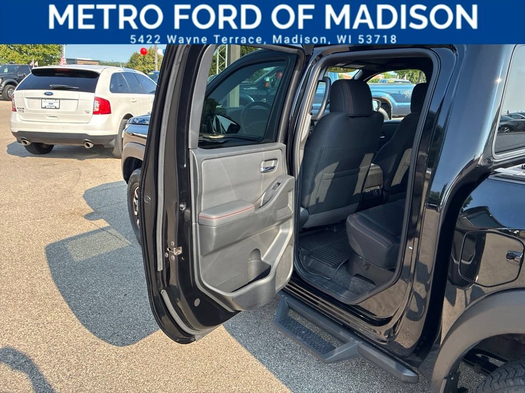 Used 2022 Nissan Frontier PRO-4X AWD/4WD image 43