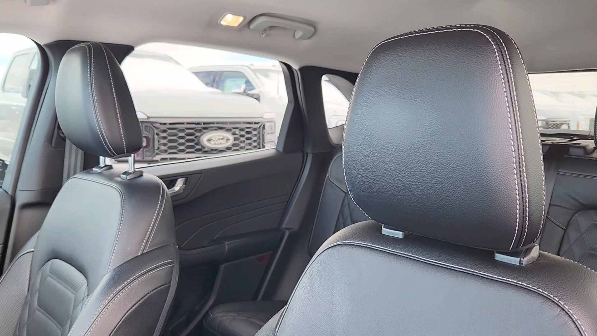 Certified 2023 Ford Escape Platinum w/ Premium Technology Package image 10