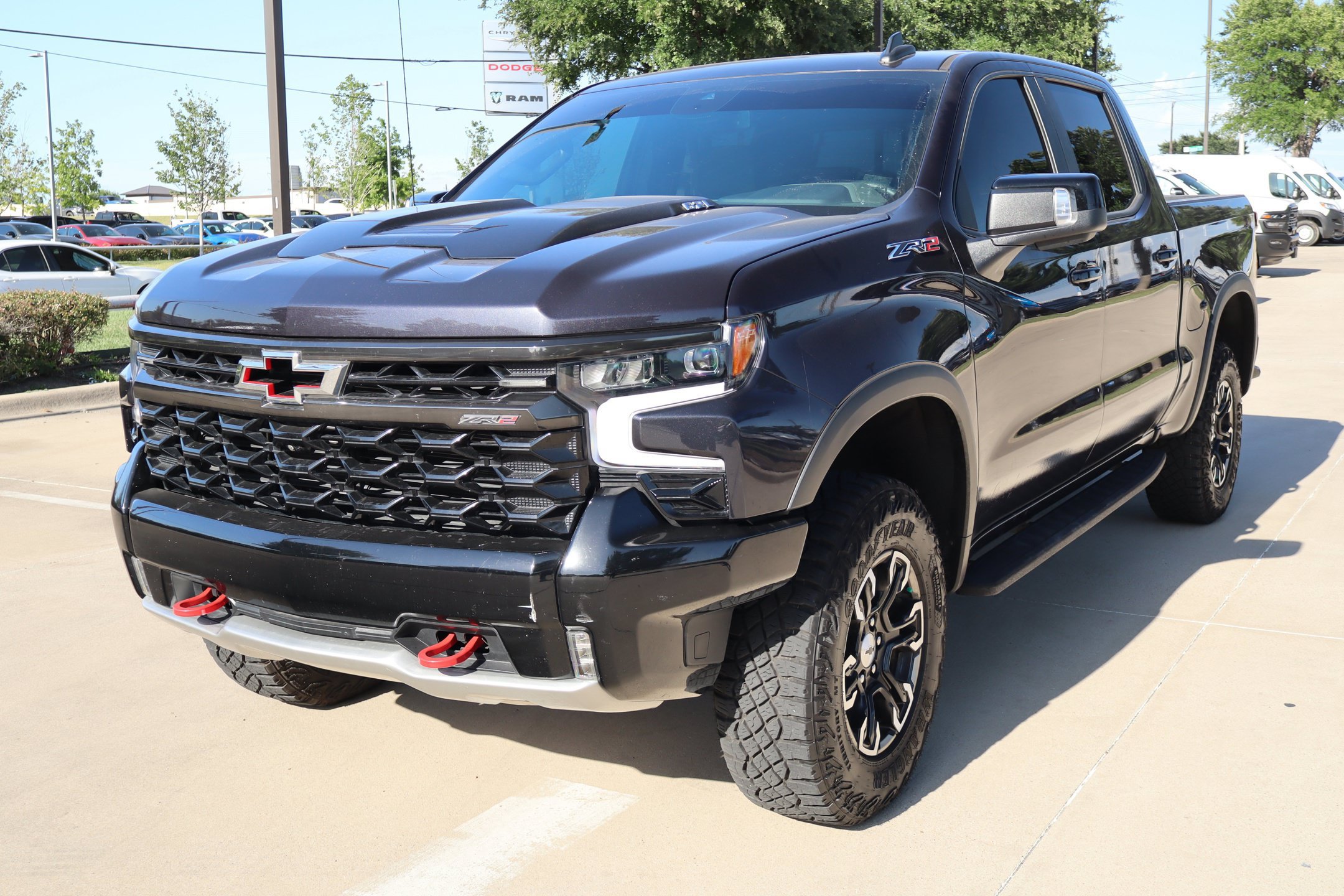Used 2023 Chevrolet Silverado 1500 ZR2 AWD/4WD image 10
