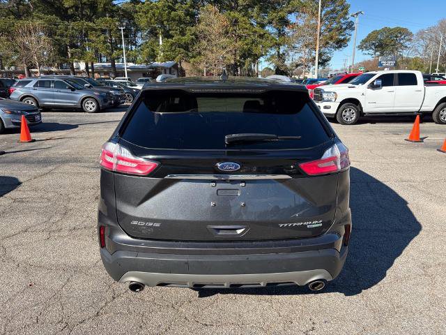 Certified 2020 Ford Edge Titanium image 4