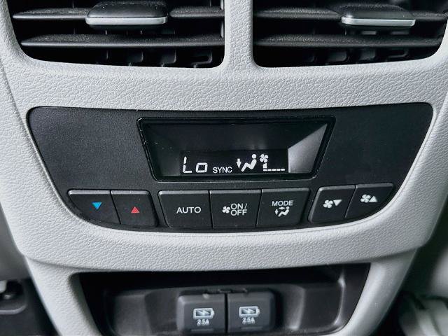 Used 2020 Acura MDX SH-AWD w/ Technology Package image 21