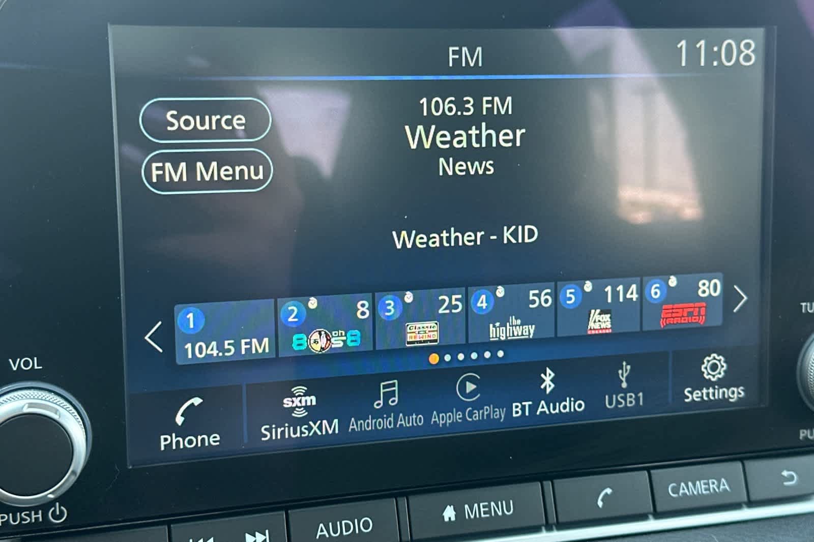 Used 2025 Nissan Sentra SR FWD image 17