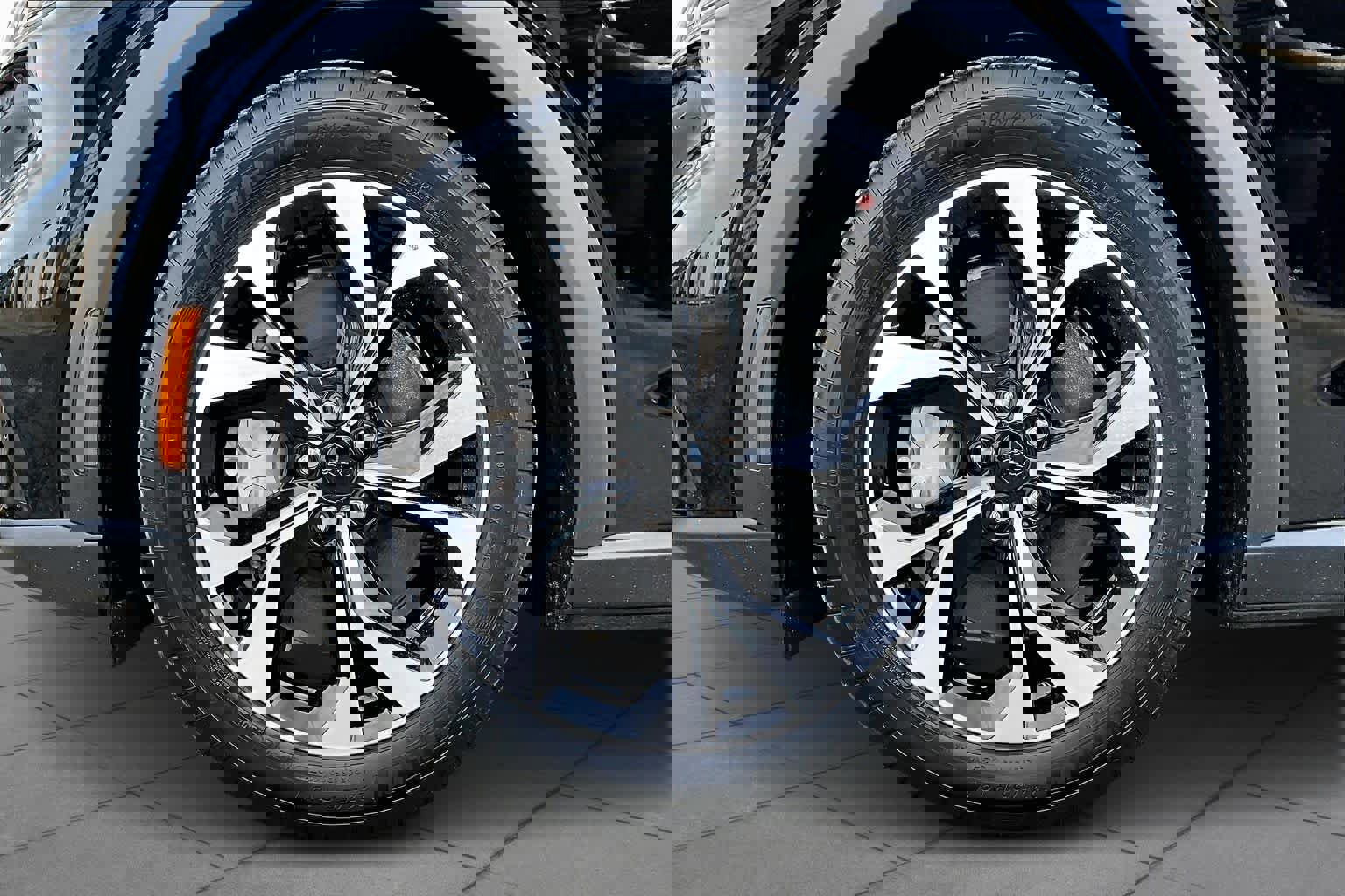 Certified 2025 Ford Mustang Mach-E Select image 14