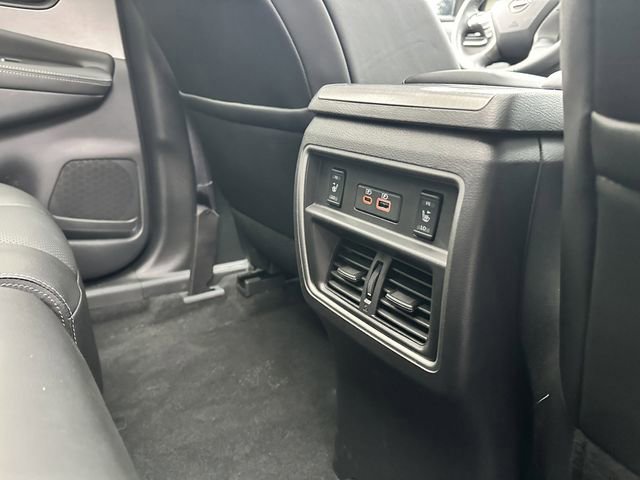 Used 2024 Nissan Murano SL AWD/4WD image 40