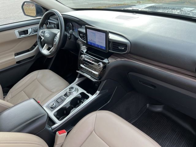 Certified 2021 Ford Explorer Limited w/ Equipment Group 301A image 40