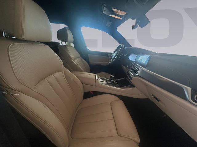 Used 2022 BMW X5 xDrive45e w/ Luxury Seating Package AWD/4WD image 17