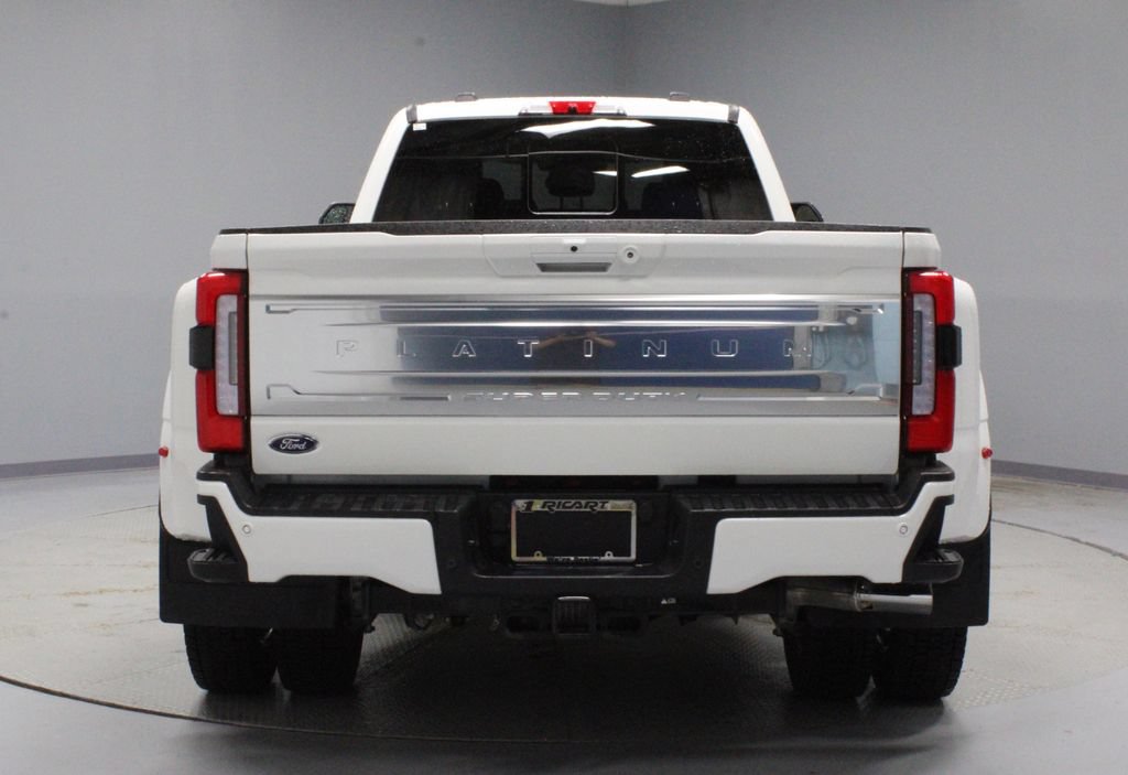 Certified 2026 Ford F450 Platinum w/ Platinum Plus Package AWD/4WD image 11