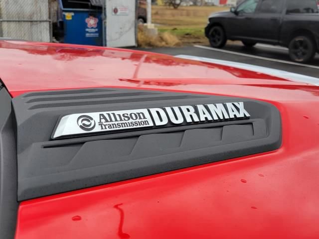 Used 2024 Chevrolet Silverado 2500 LTZ w/ LTZ Plus Package image 10