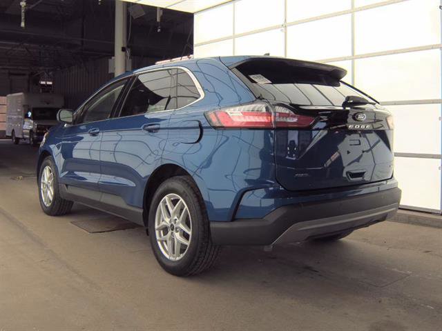 Certified 2024 Ford Edge SEL w/ Convenience Package AWD/4WD image 8