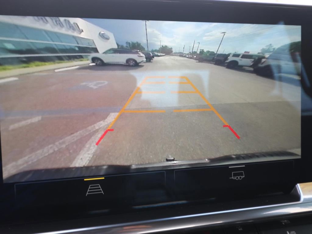 Used 2022 Chevrolet Silverado 1500 RST image 10