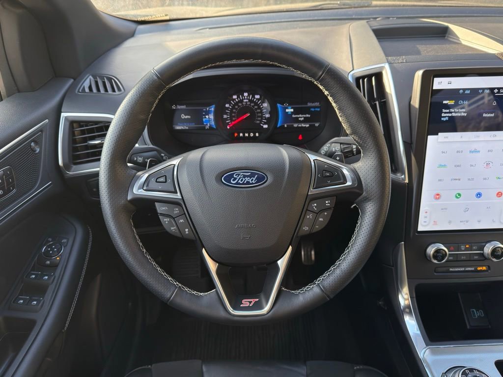 Certified 2024 Ford Edge ST w/ Equipment Group 401A image 19