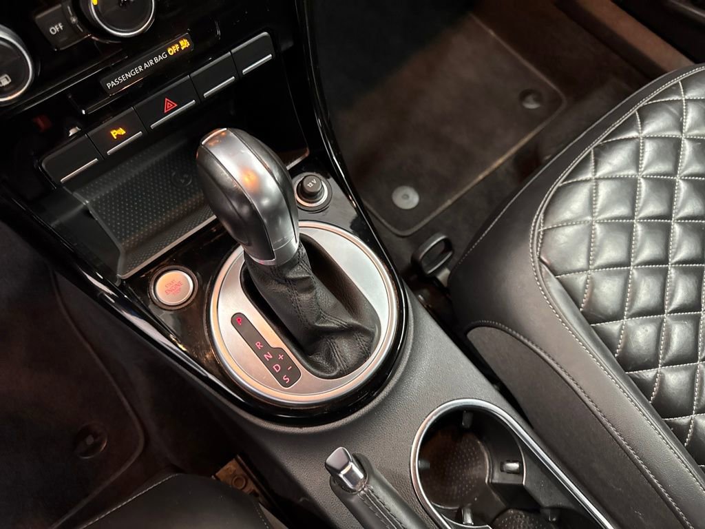 Used 2019 Volkswagen Beetle 2.0T Final Edition SEL image 23