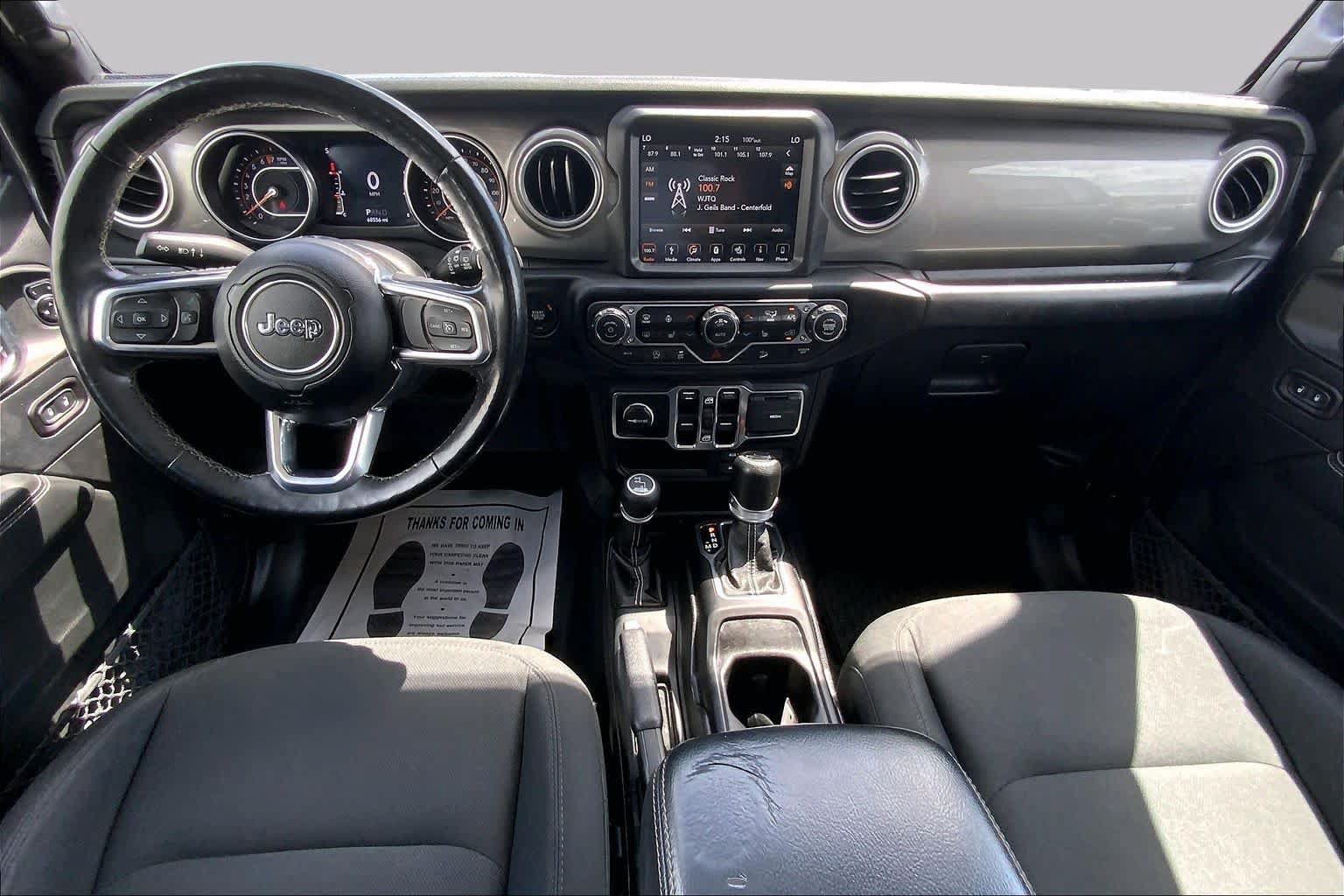 Used 2018 Jeep Wrangler Unlimited Sahara AWD/4WD image 16