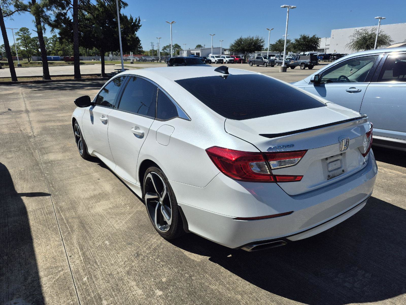 Used 2022 Honda Accord Sport image 12