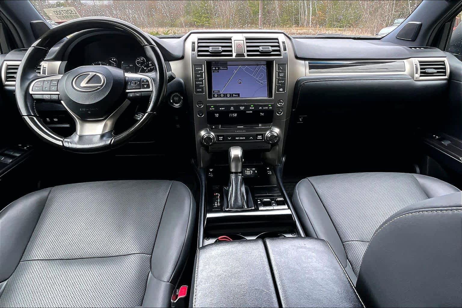 Used 2020 Lexus GX 460 Premium w/ Premium Package AWD/4WD image 16