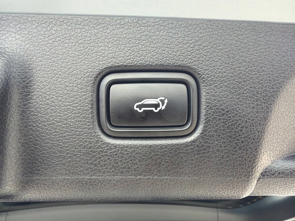 Used 2020 Hyundai Palisade Limited FWD image 9