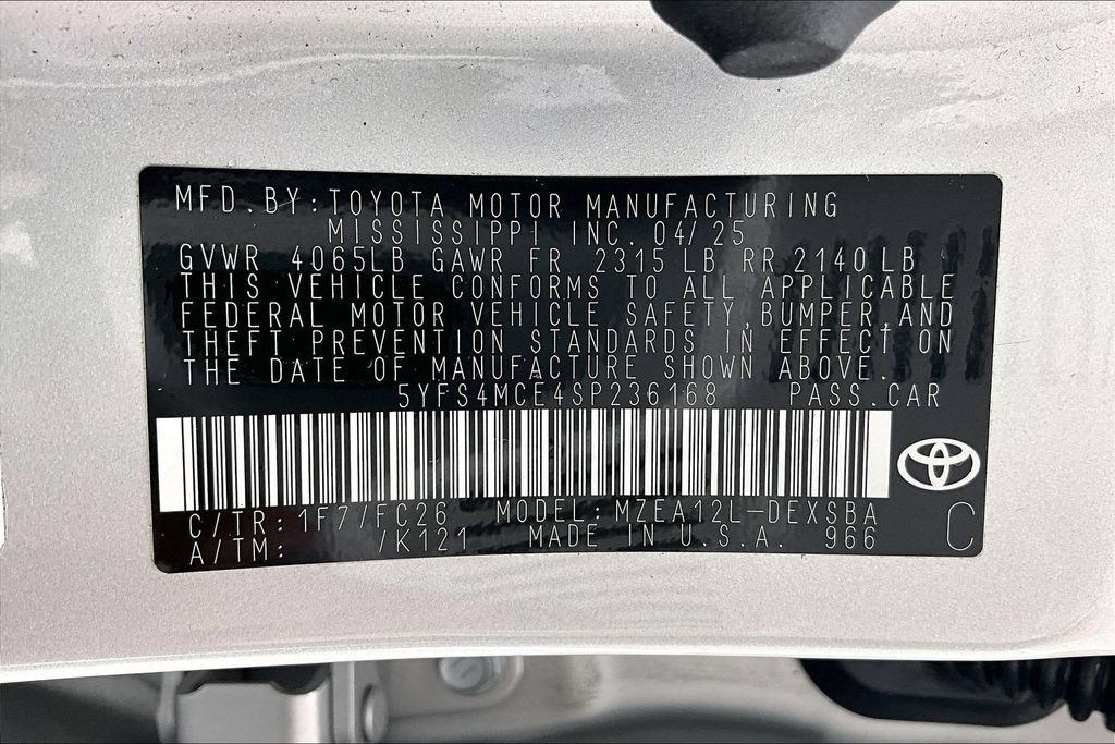 Used 2025 Toyota Corolla SE FWD image 35