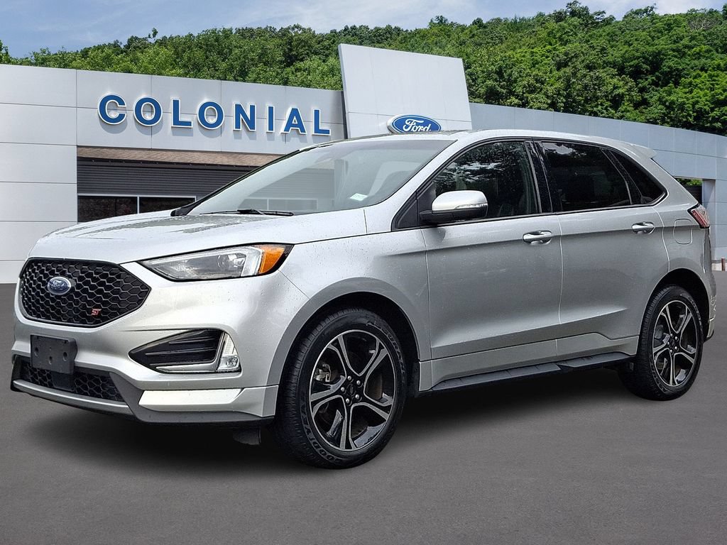 Certified 2019 Ford Edge ST w/ Cold Weather Package AWD/4WD image 3