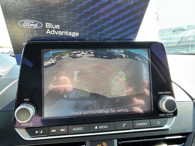 Used 2025 Nissan Altima 2.5 SV FWD image 15