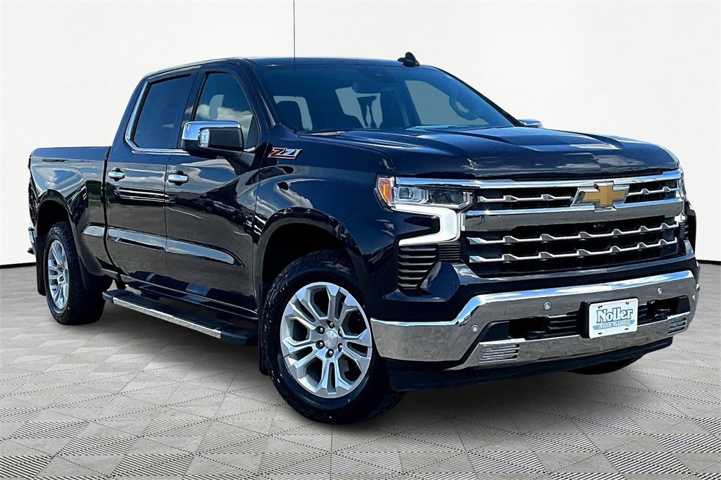 Used 2022 Chevrolet Silverado 1500 LTZ w/ Z71 Off-Road Package image 5