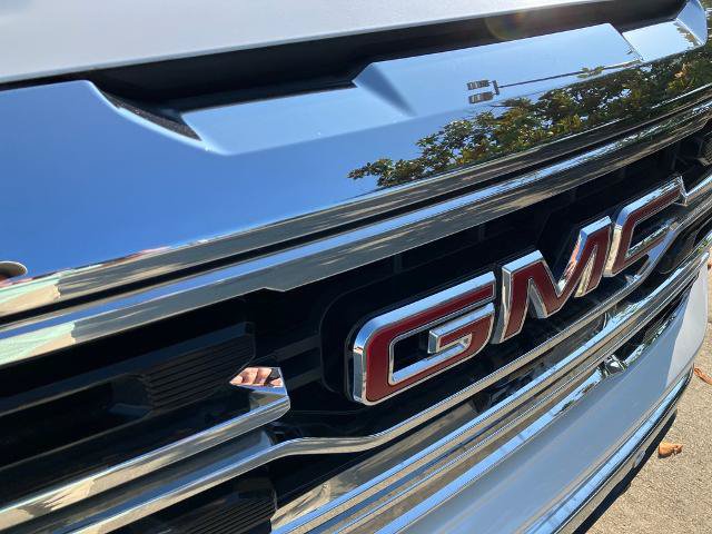 Used 2024 GMC Sierra 1500 SLT w/ SLT Premium Plus Package AWD/4WD image 10