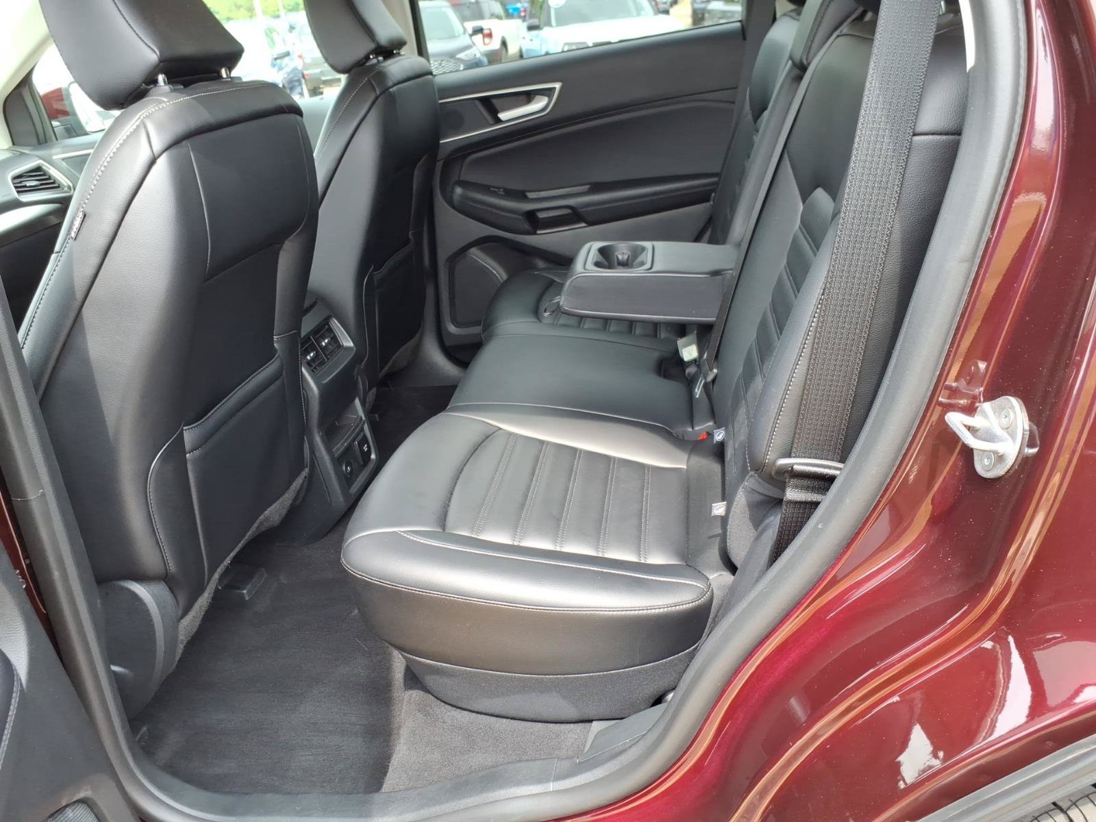 Certified 2024 Ford Edge SEL w/ Convenience Package AWD/4WD image 13
