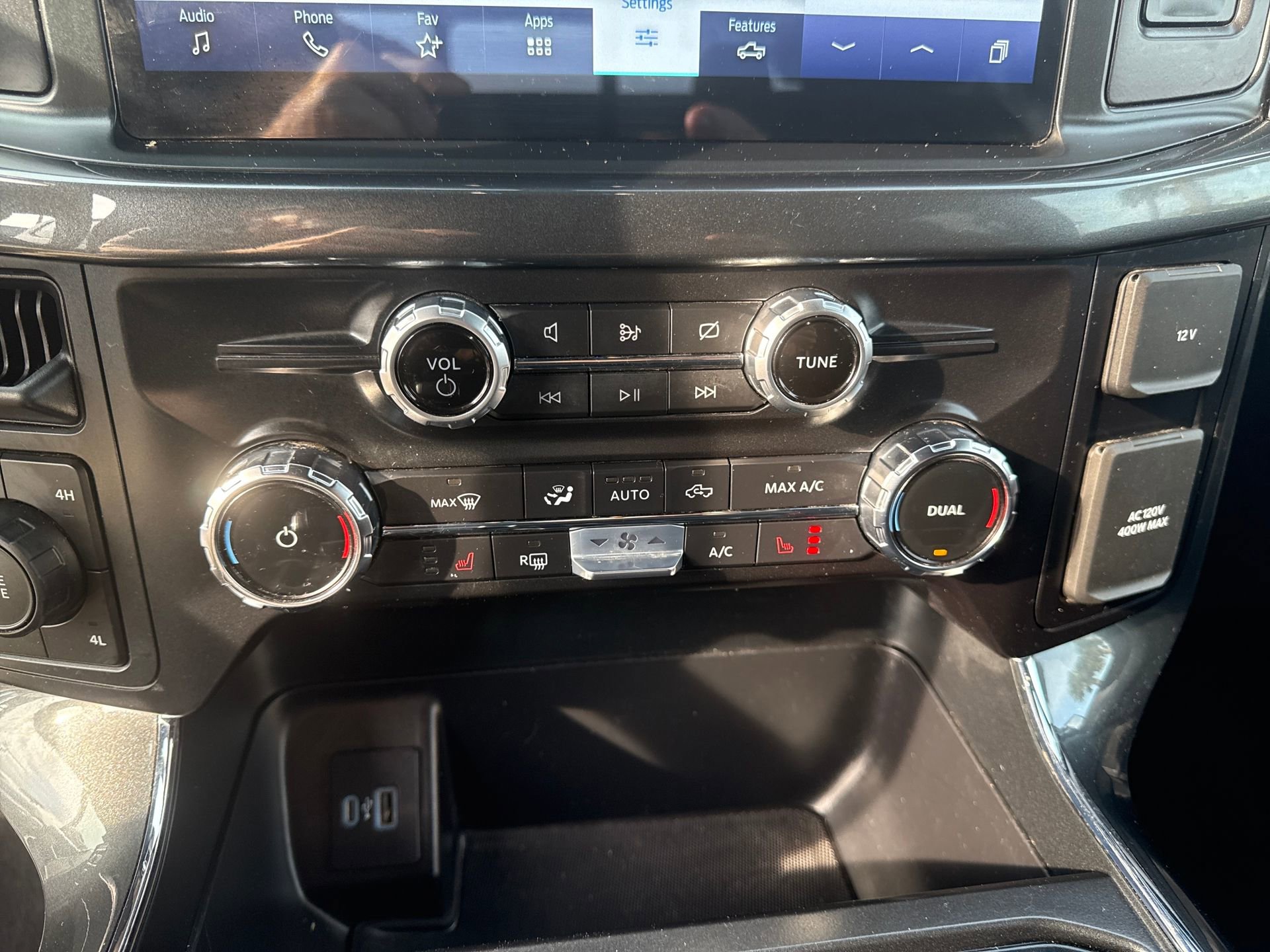 Certified 2022 Ford F150 XLT w/ Equipment Group 302A High image 17