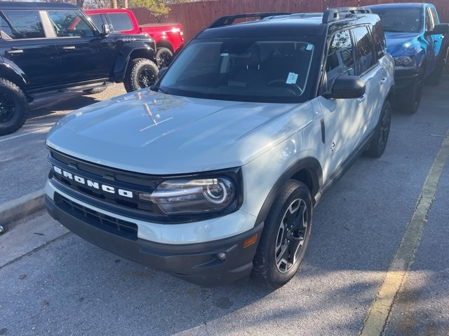 Certified 2023 Ford Bronco Sport Outer Banks w/ Tech Package image 2