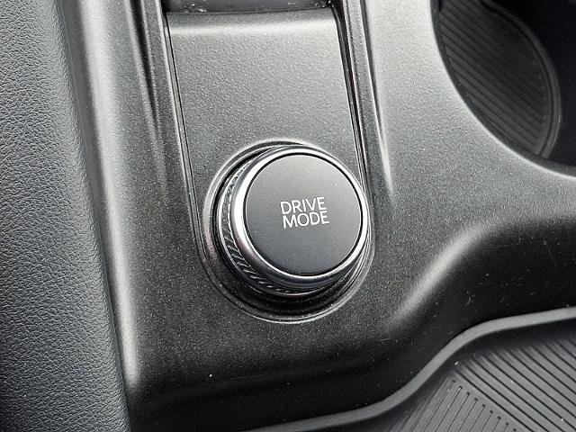 Certified 2025 Ford Explorer ST-Line AWD/4WD image 23