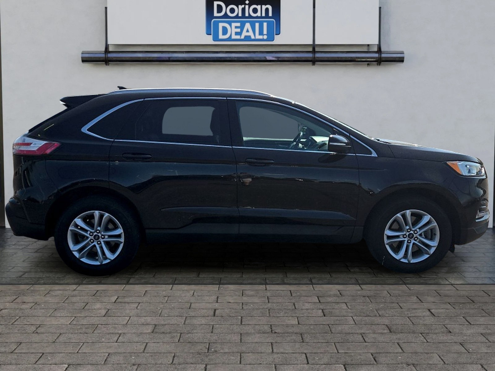 Certified 2019 Ford Edge SEL w/ Equipment Group 201A AWD/4WD image 2