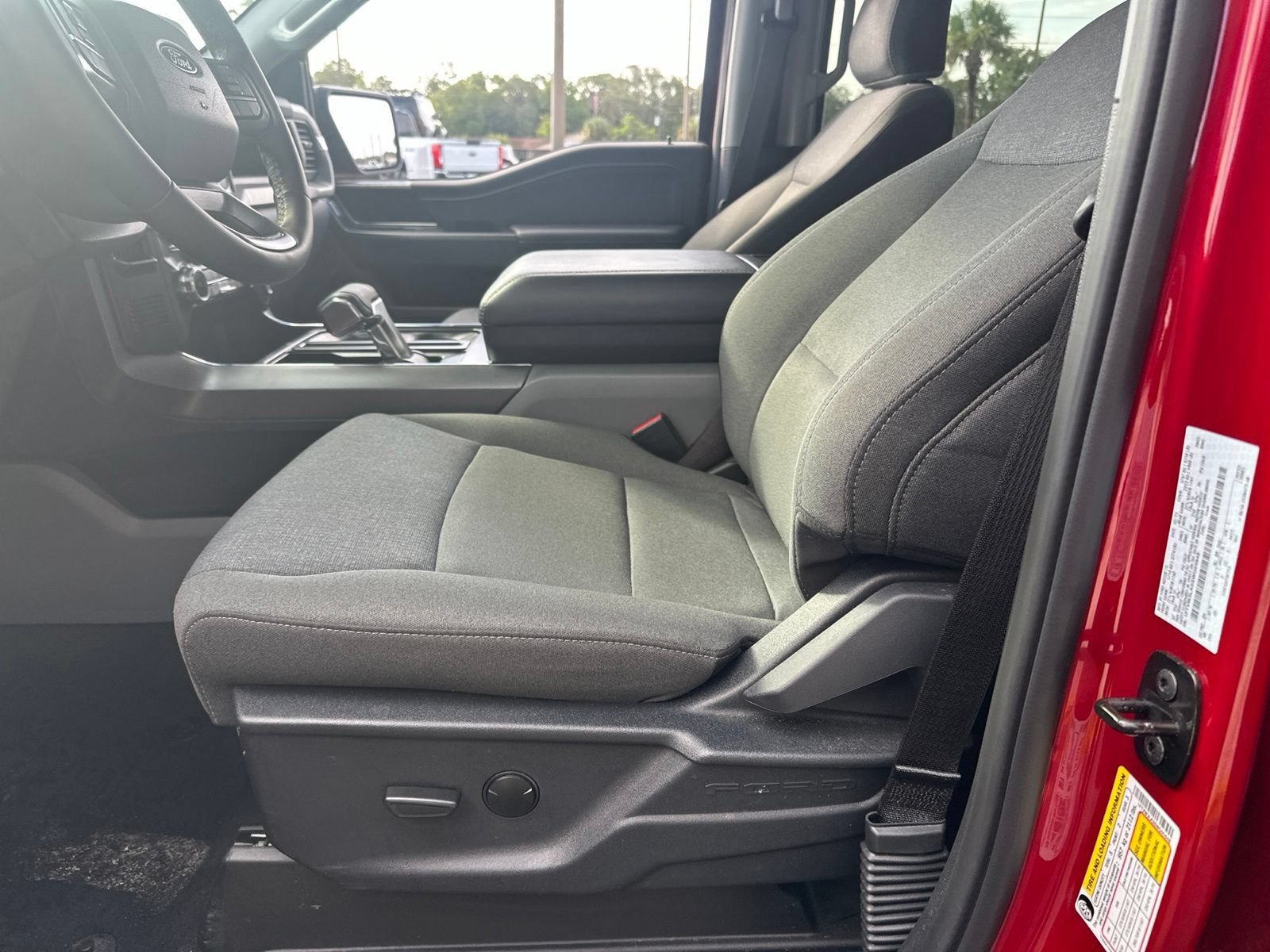 Certified 2025 Ford F150 Lightning XLT AWD/4WD image 20