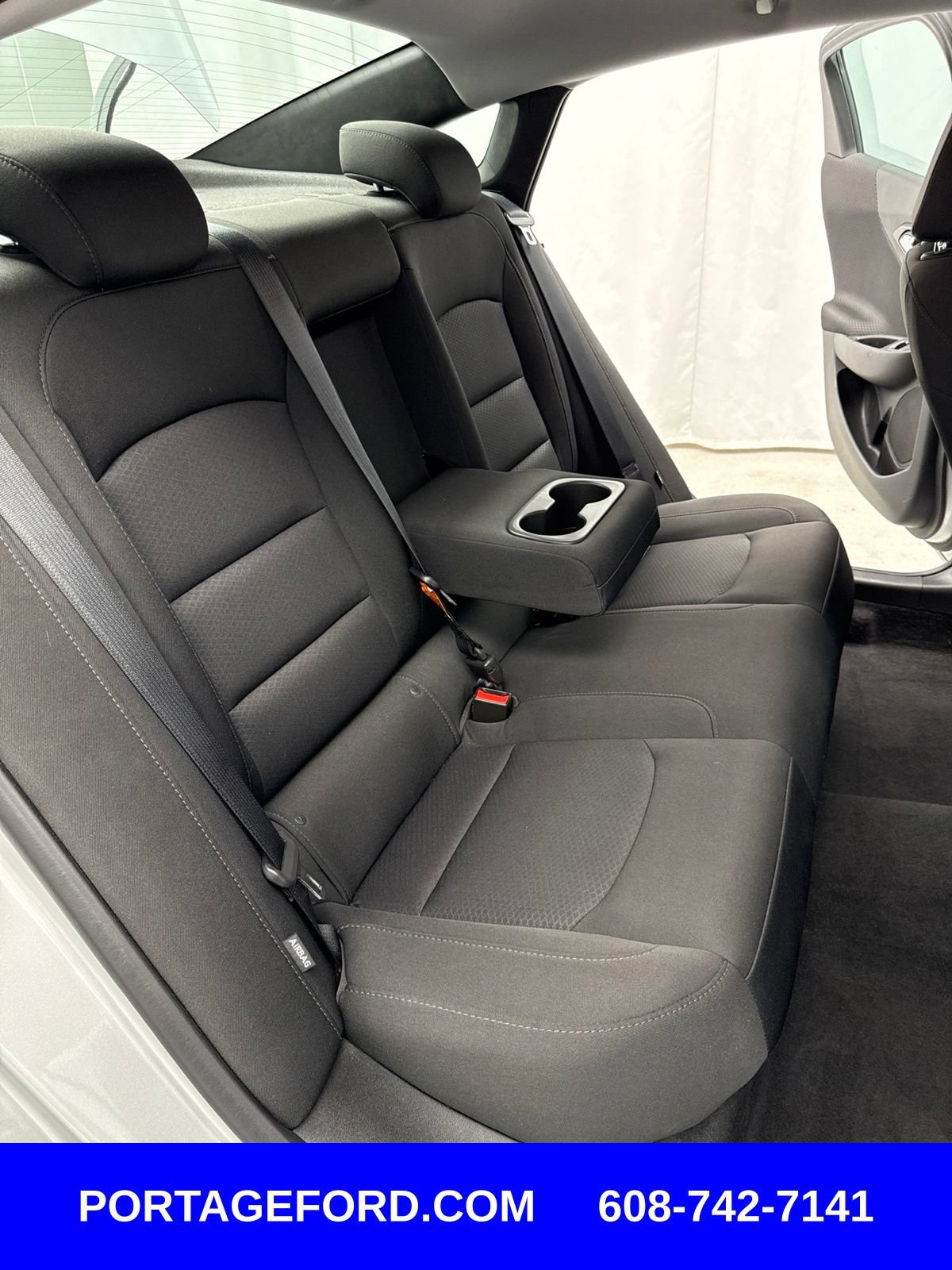 Used 2018 Chevrolet Malibu LT FWD image 27