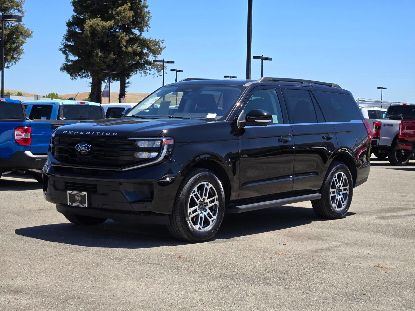 Certified 2025 Ford Expedition Active RWD image 8