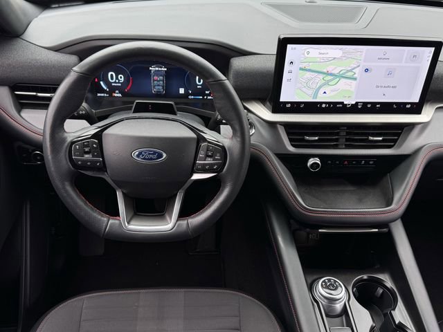 Certified 2025 Ford Explorer ST-Line image 11