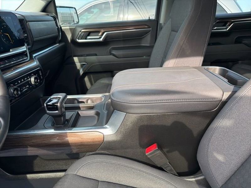 Used 2023 Chevrolet Silverado 1500 RST image 9