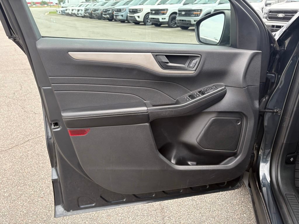 Certified 2022 Ford Escape SE w/ Convenience Package FWD image 15