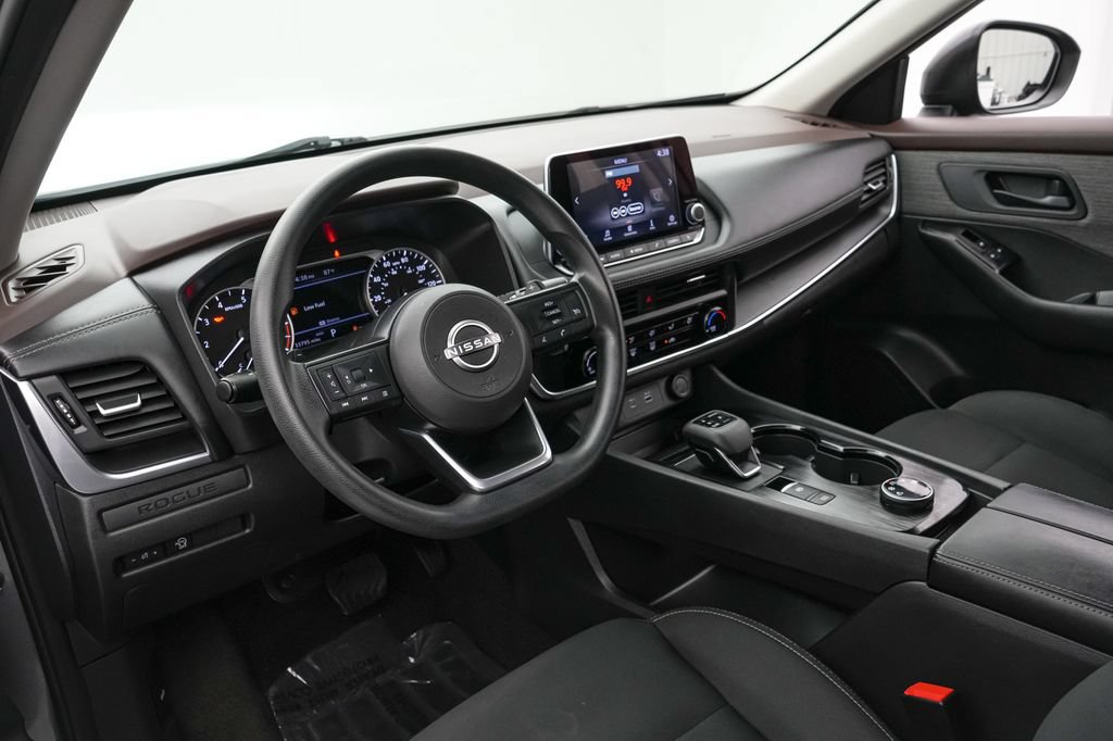 Used 2023 Nissan Rogue S AWD/4WD image 12