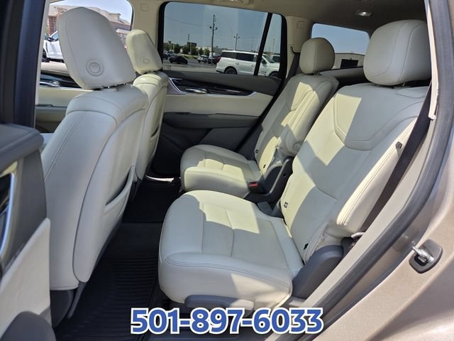 Used 2022 Cadillac XT6 Premium Luxury w/ Technology Package FWD image 10