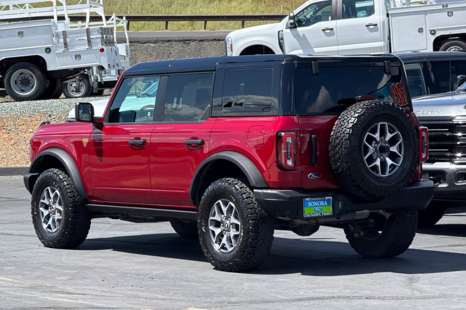 Certified 2025 Ford Bronco Badlands AWD/4WD image 6